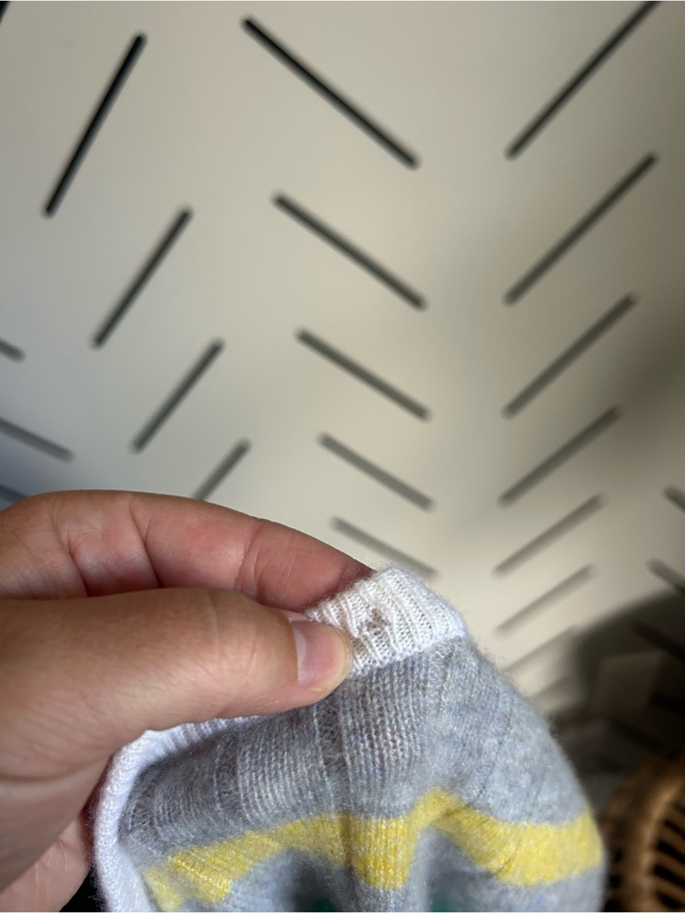 Margaret O'Leary cashmere striped sweater - Picture 8 of 9